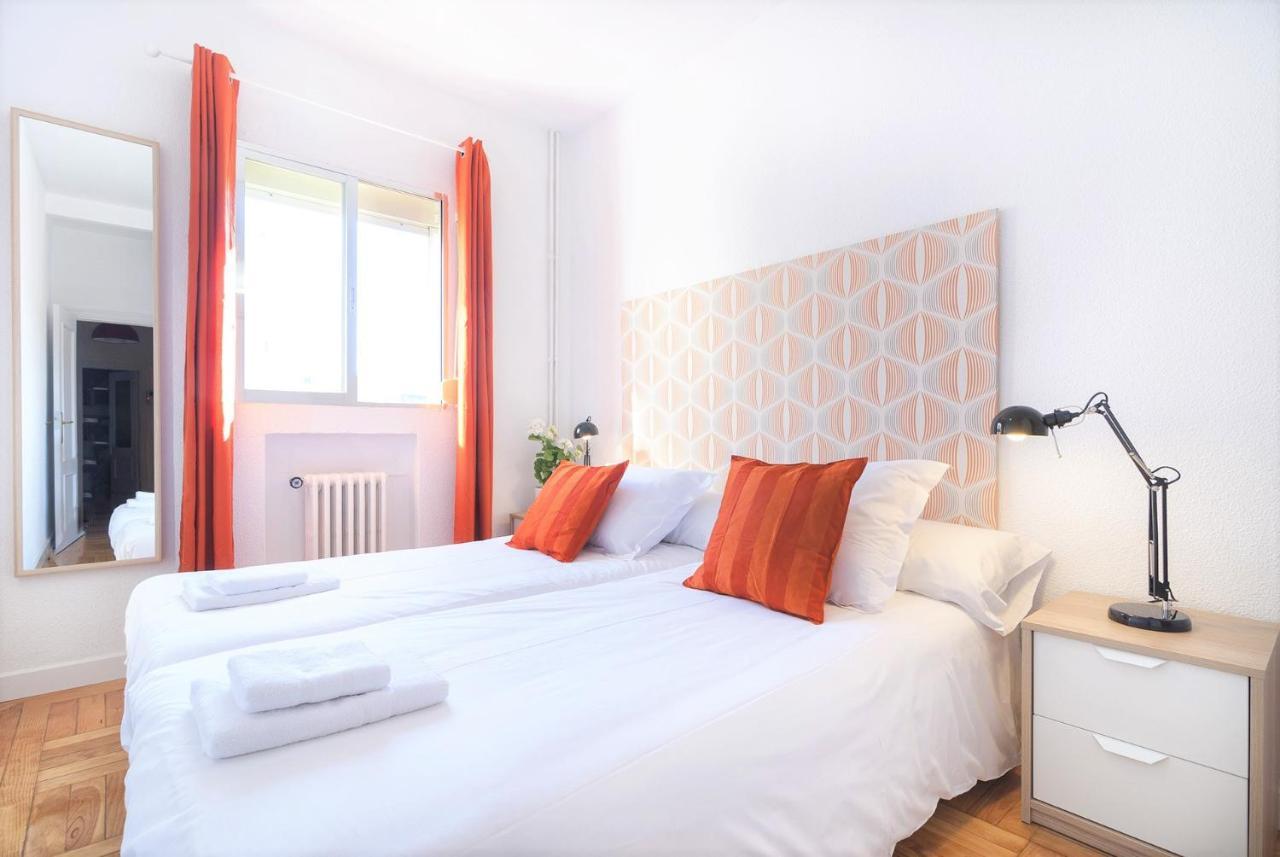 Ferienwohnung Apartamento Plaza Mayor Terrace En Madrid Exterior foto